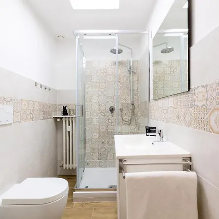 Gentile Suites - Private